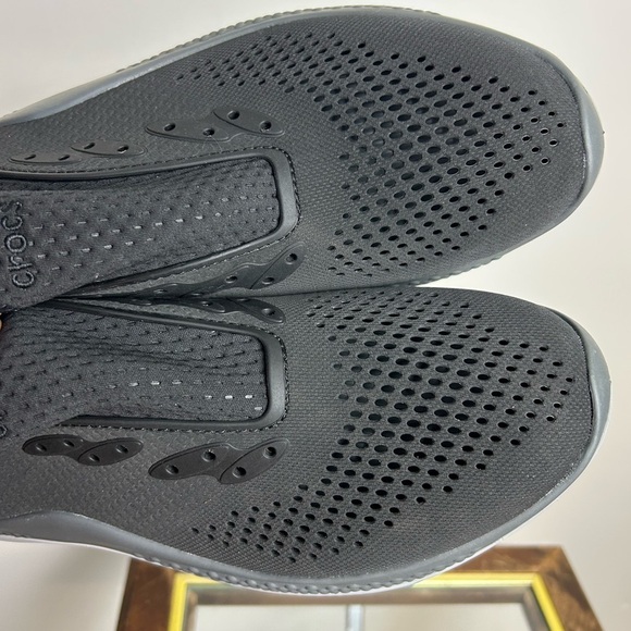 Crocs Literide 360 Pacer Men's Sneakers Black Gray Size 11 Outdoor Slip on - Picture 7 of 12